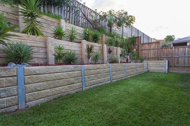 J Gonzalez Construction Retaining Wall and Garden Wall Construction  Service Near Me Glen Burnie MD