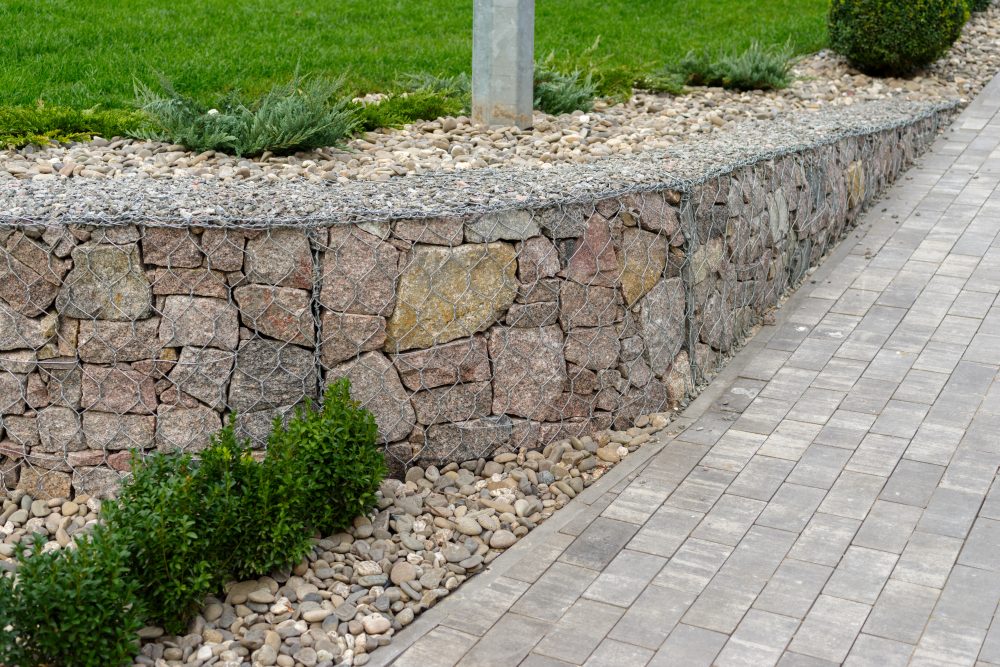 Signs You Need a Retaining Wall for Your Landscape